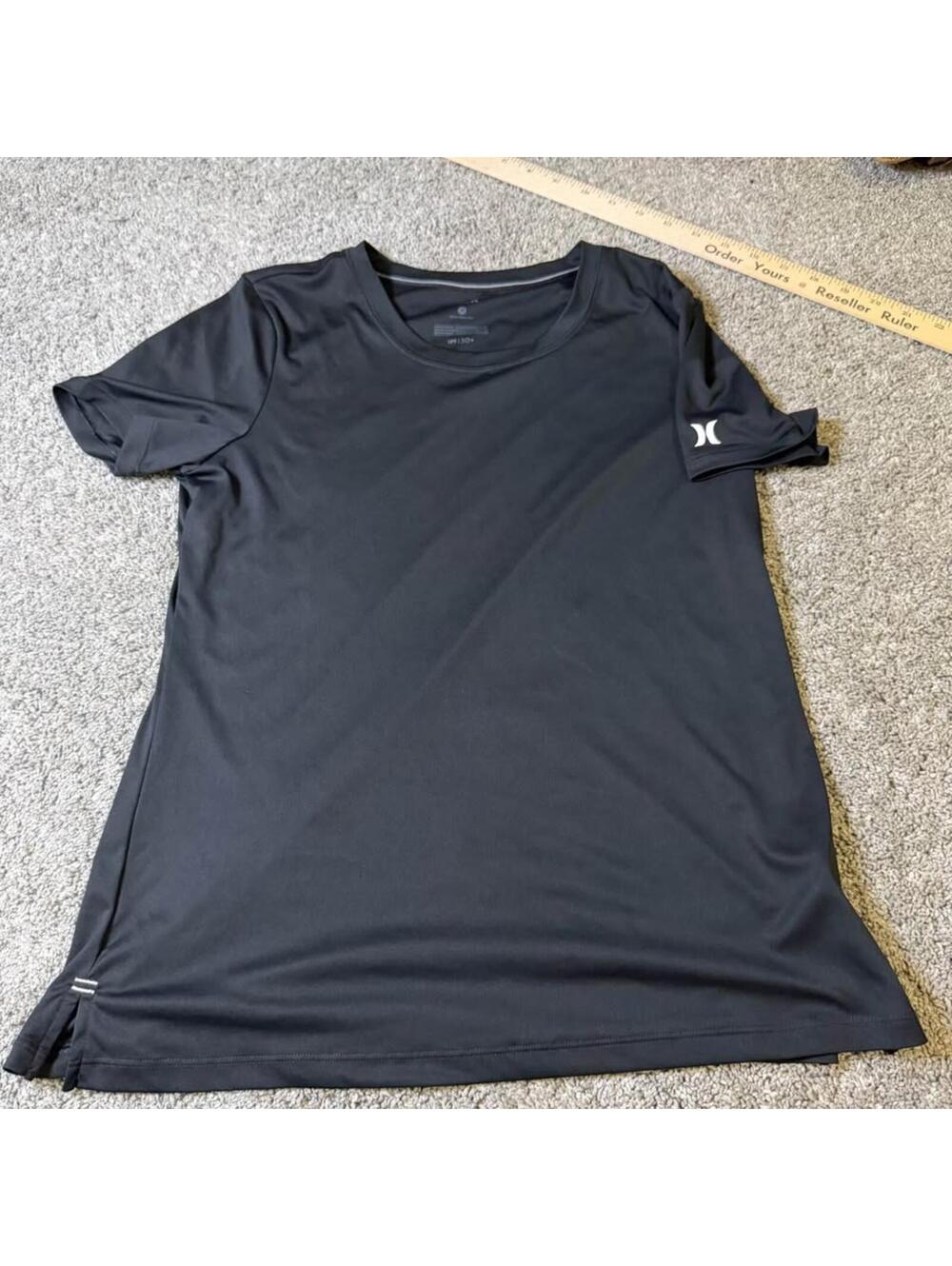 Hurley Boy’s Youth UPF 50 Black Short Sleeve Rash Guard Size Medium